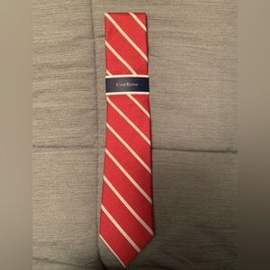 Club room red striped tie